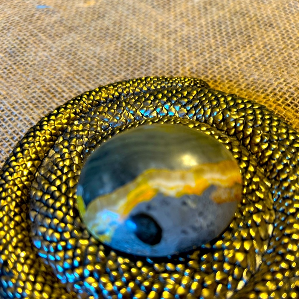Bumblebee Jasper Palm Stone
